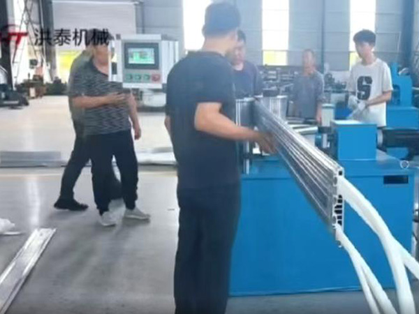 数控弯管机设备视频